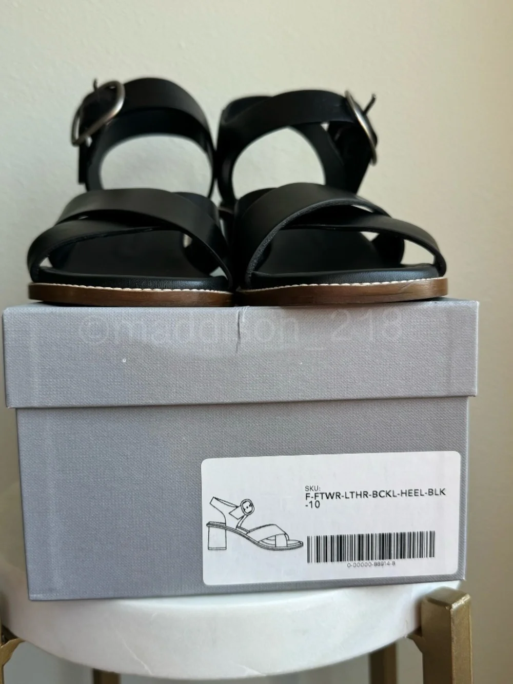 Everlane Leather Buckle Heel Sandals Black size 10 Block Chunky Heel Big Buckle - Picture 3 of 16
